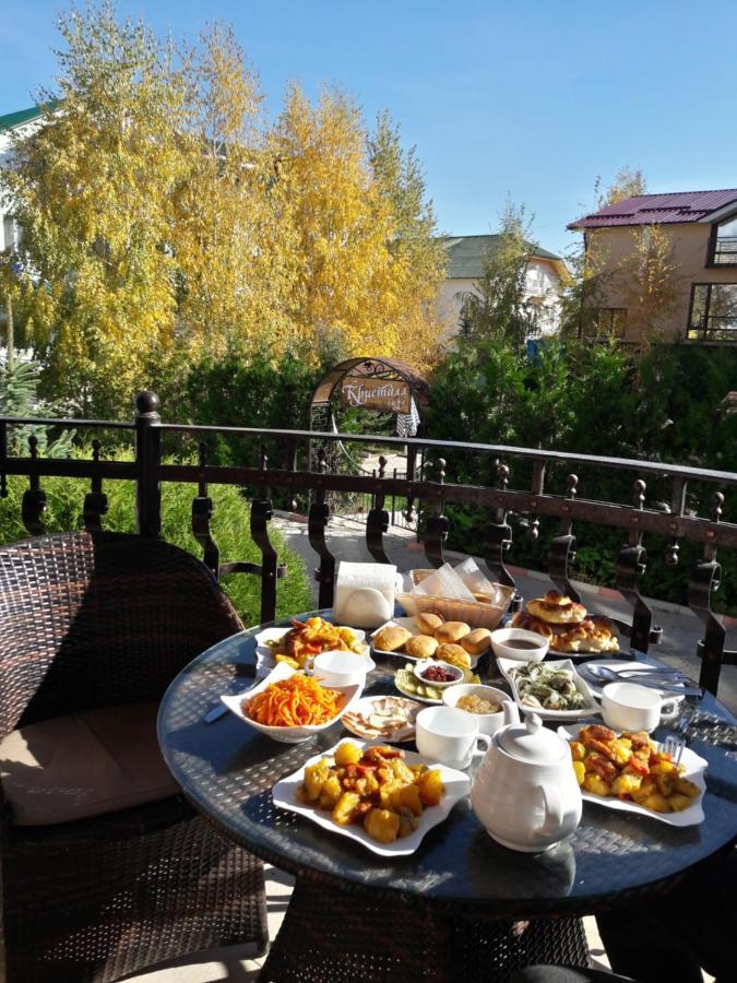 Kristall Hotel Бостери Екстериор снимка