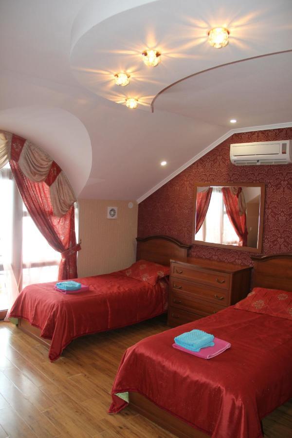 Kristall Hotel Бостери Екстериор снимка