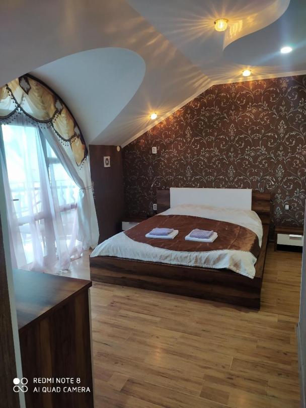 Kristall Hotel Бостери Екстериор снимка